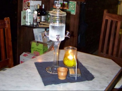 照片: La Petite Absintherie